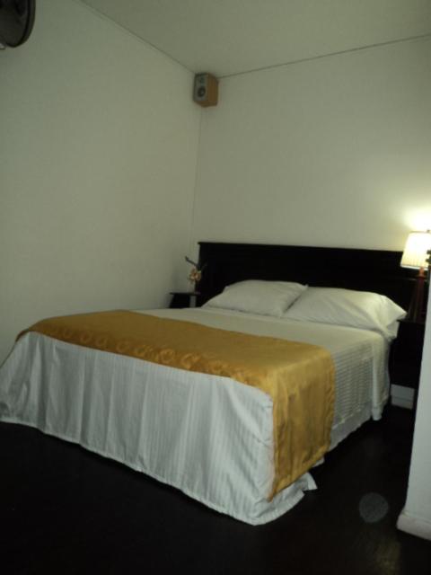 Hotel Brisas De San Francisco Medellín Camera foto