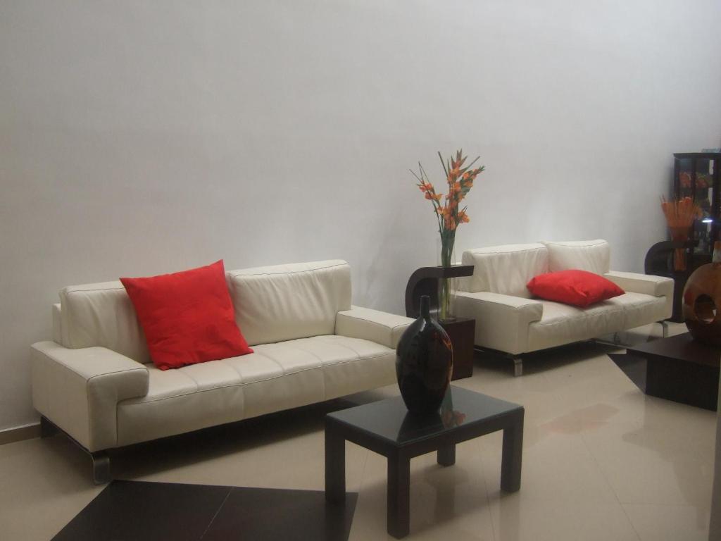 Hotel Brisas De San Francisco Medellín Esterno foto