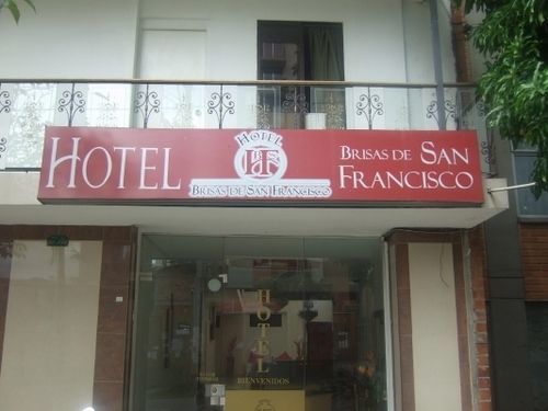 Hotel Brisas De San Francisco Medellín Esterno foto